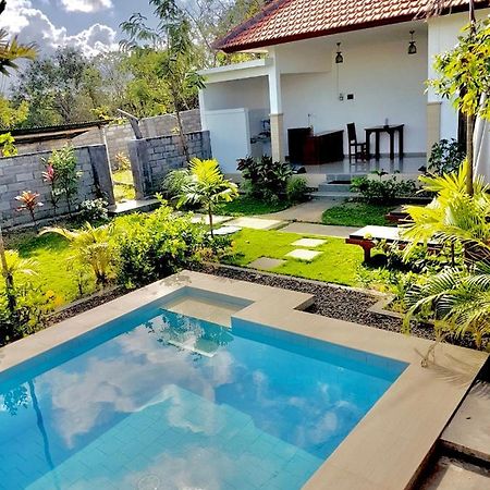 Sunburn Villa Ungasan  Exterior photo